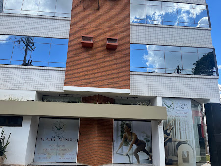 Fachada da clínica Dra. Flávia Mendes em Araras